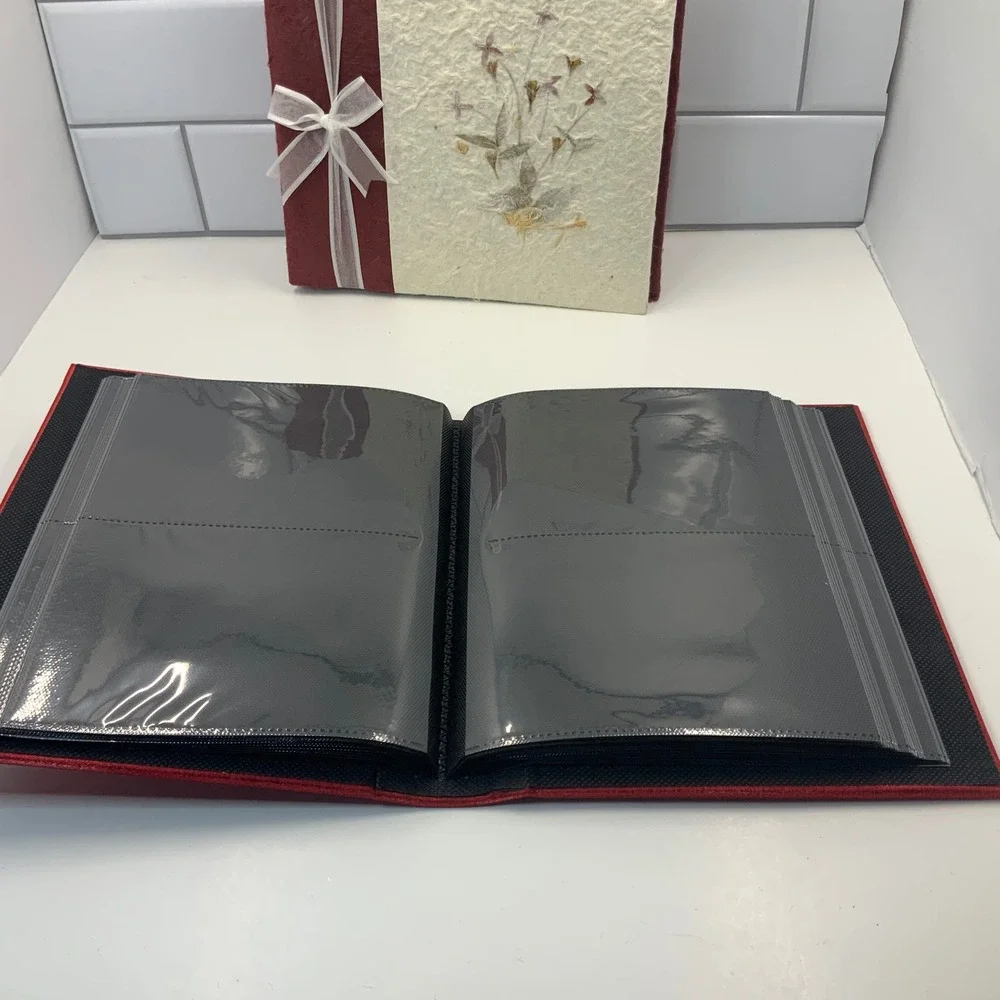 Set‎ of 2 Photo Albums Red Memories Fabric & Paper Pressed Flowers 4x6